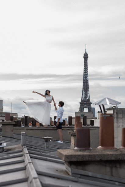 couple toit de Paris