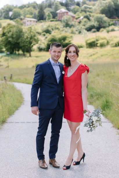 couple de mariés - Robe de mariée rouge