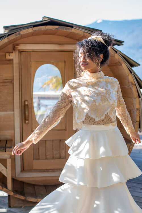 Top femme dentelle de Calais-Caudry or – Image 3