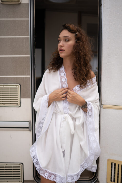 Kimono Alba plumetis et dentelle – Image 4